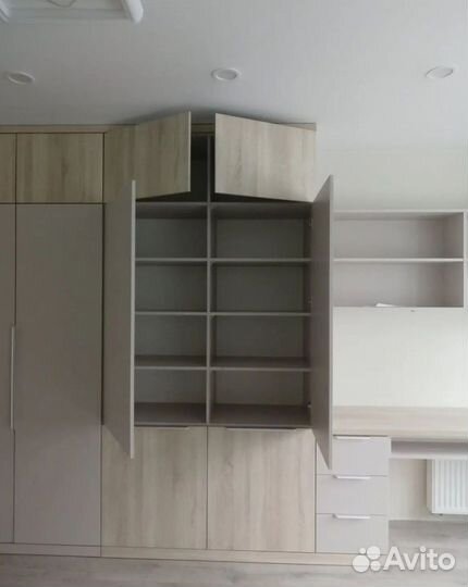 Стенка в гостиную