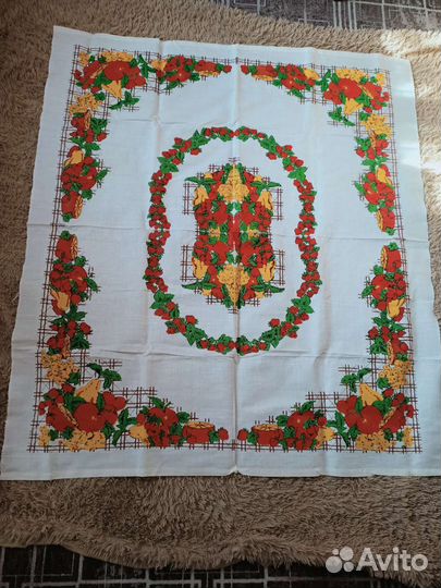 Скатерть и 4 салфетки Лён СССР всё за 500