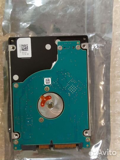 Жёсткий диск Seagate Momentus 500гб (ST500LT012)