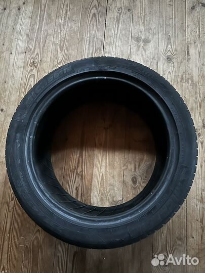 Michelin Primacy HP 235/45 R18 98T