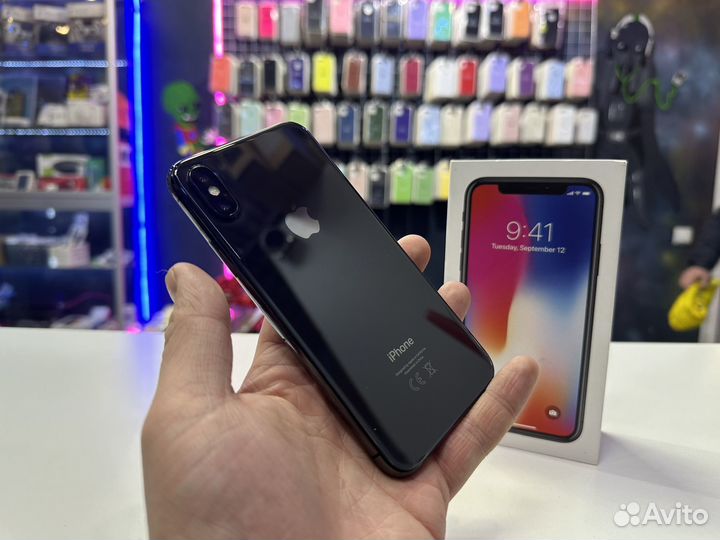 iPhone X, 64 ГБ