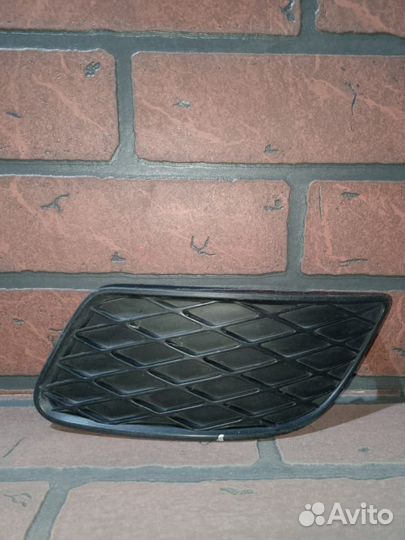 Заглушка бампера toyota allion NZT260 1NZ-FE LH