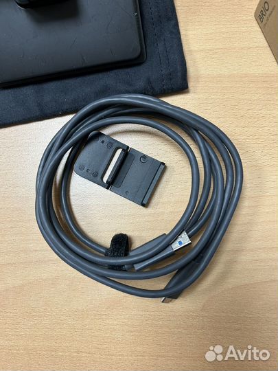 Веб камера logitech brio