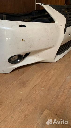 Продаю бампер