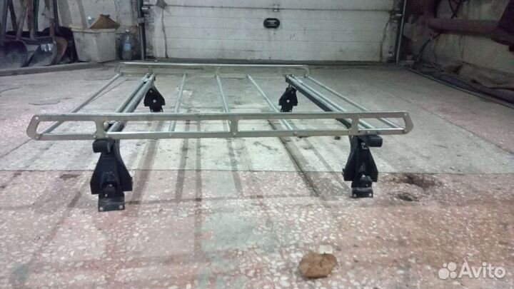 Багажник на крышу