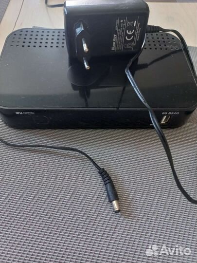 Приставка триколор с тарелкой бу