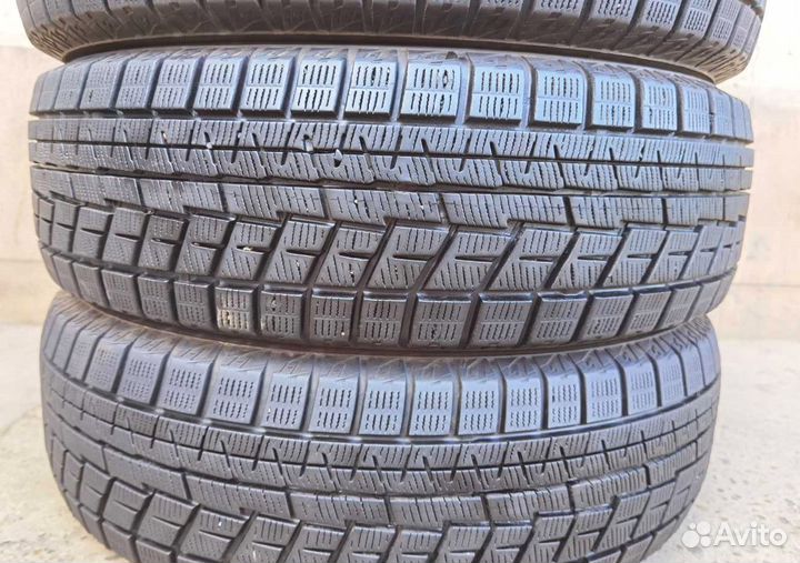 Bridgestone Blizzak VRX 185/60 R15 84Q