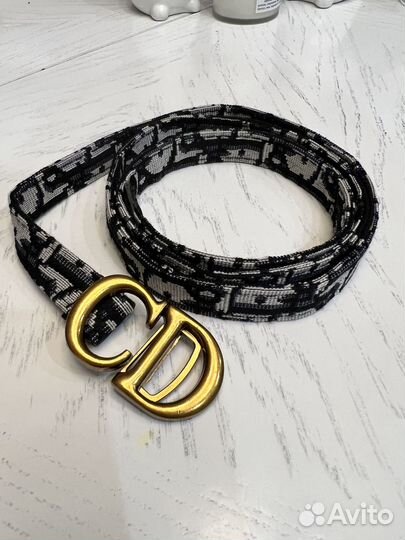 Ремень в стиле Dior