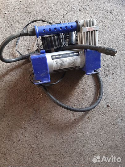 Компрессор (насос) для автомобиля