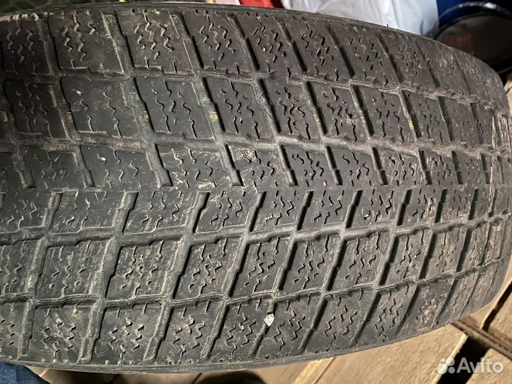 Roadstone Winguard SUV 235/65 R17