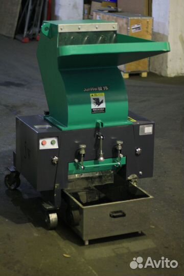 Дробилки для пластика ERC-400 (7,5 кВт)