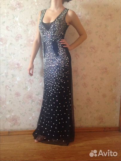 Вечернее платье Kikki Rikki с кристаллами