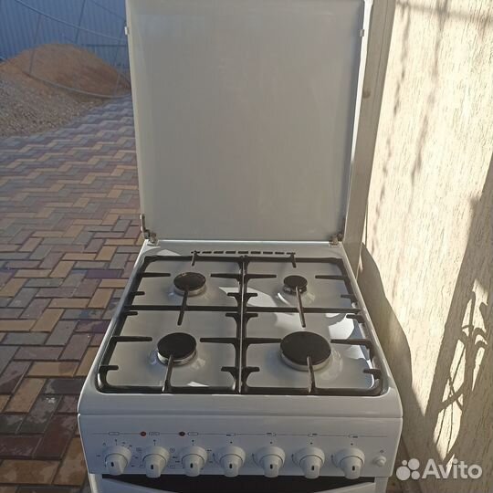 Газовая плита с электрической духовкой Гефест