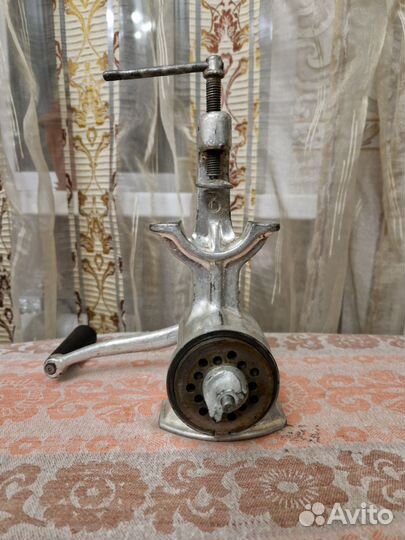 Мясорубка ручная СССР