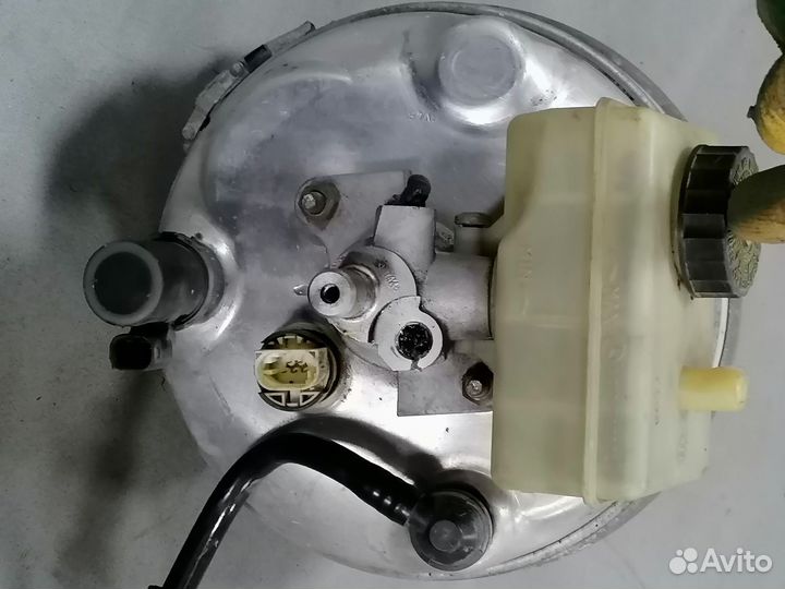 Вакуумный усилитель тормозов Mercedes W220 1998-05