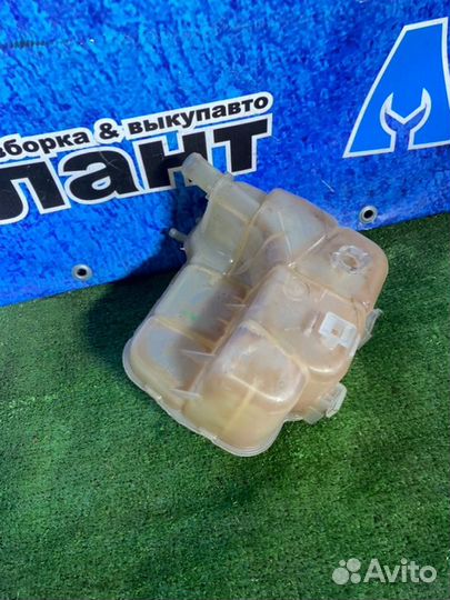 Бачок расширительный Opel Astra J A14XER 2011