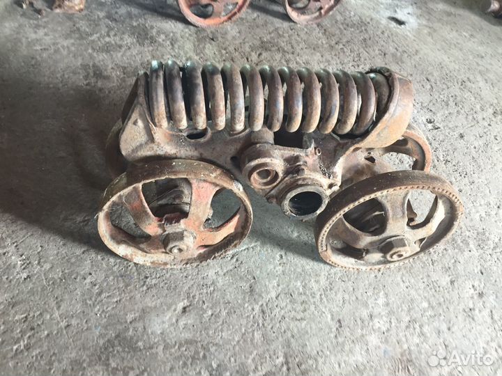 Каретка Дт 75