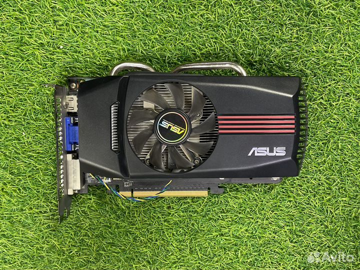 Видеокарта Asus GeForce GTX 550Ti 1Gb