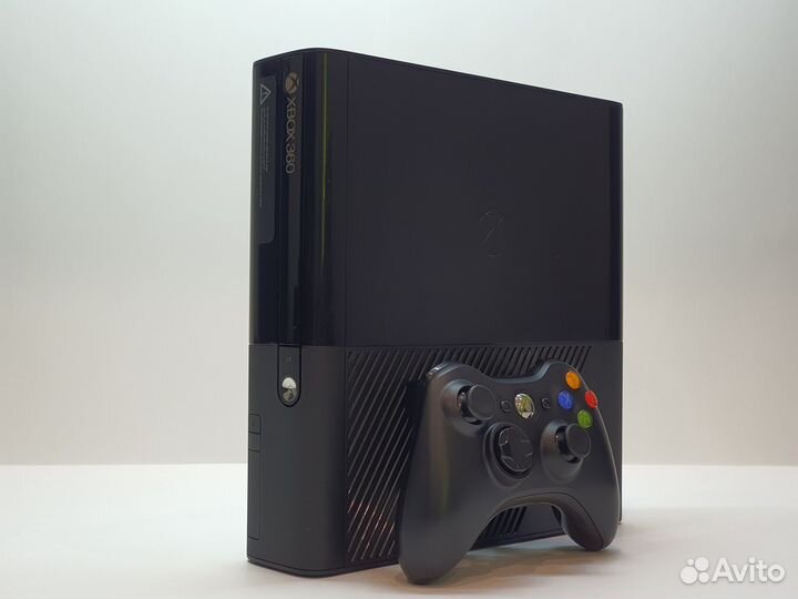 Xbox 360 E 500Gb FreeBoot + 160 игр (прошитая)