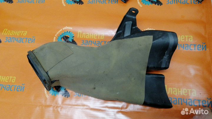 Патрубок обдува 804 Toyota Land Cruiser 200