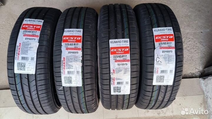 Kumho Ecsta HS52 185/55 R16 83V