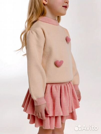 Вязаный костюм с юбкой