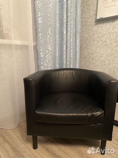 Кожаное кресло IKEA