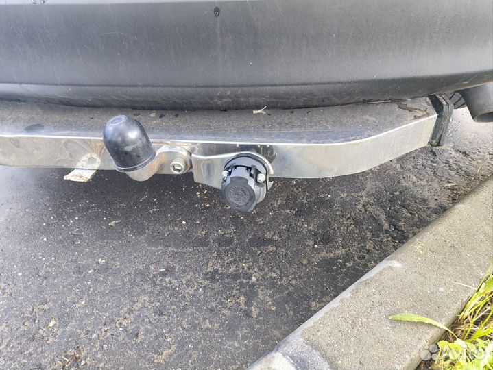 Фаркоп (прицепное устройство) на toyota rav 4