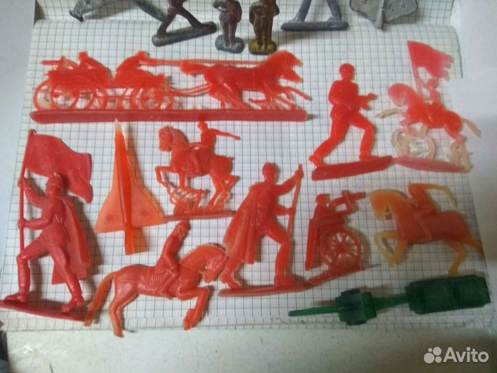 Оловянные солдатики и пластмассовые,ссср