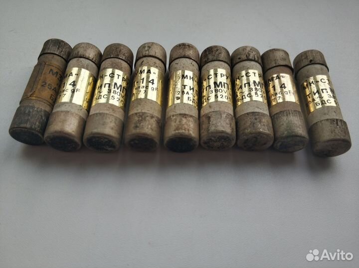 Предохранители 9 шт. мп-14 25А 380V