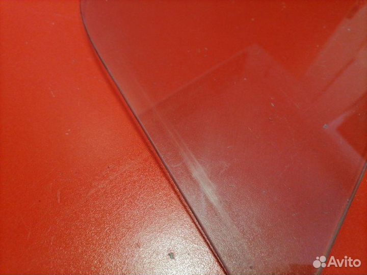 Стекло двери переднее левое Renault Duster HSM F4R