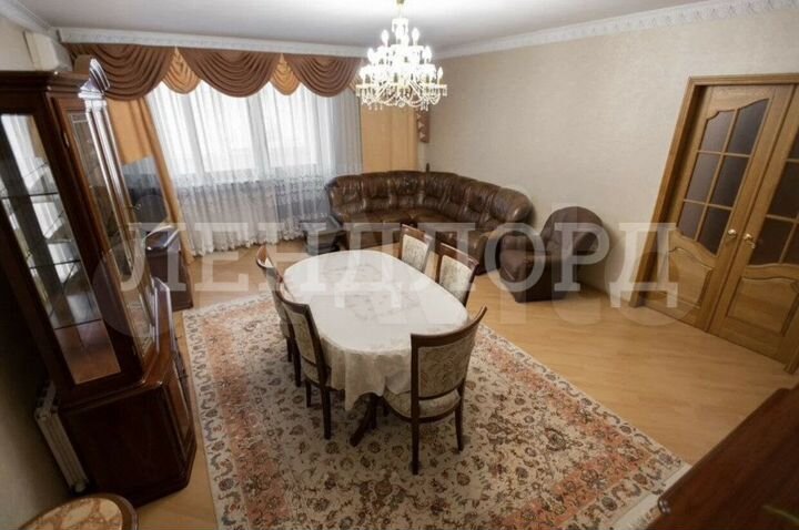 4-к. квартира, 171 м², 4/10 эт.
