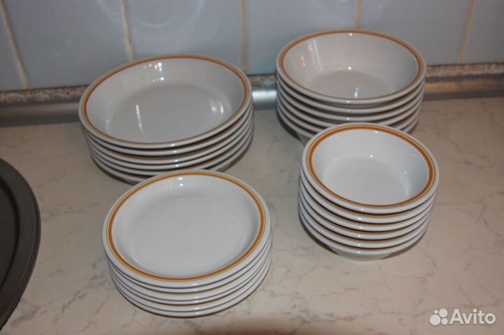 Набор тарелок alfoldi porcelan edenygyar pt hungar