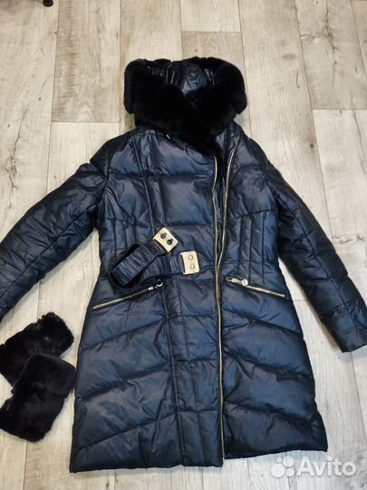 Пуховик Moncler