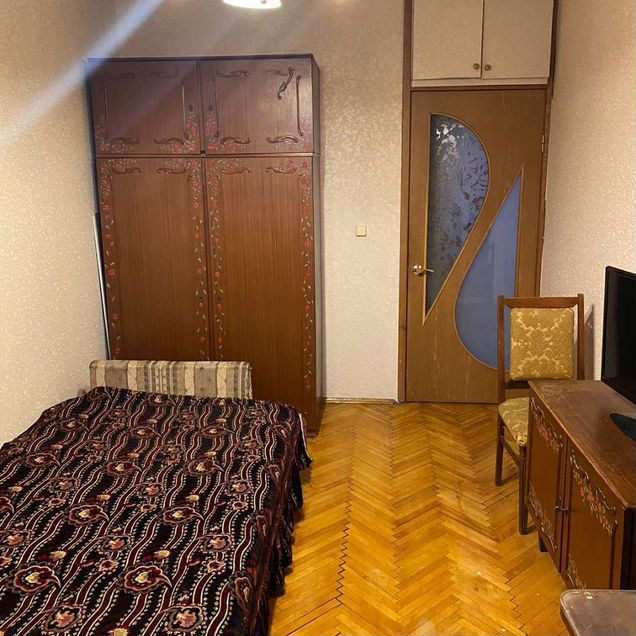 Комната 15 м² в 2-к., 4/12 эт.