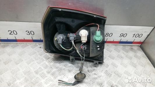 Фонарь задний левый dodge caliber (HBR17MX01)