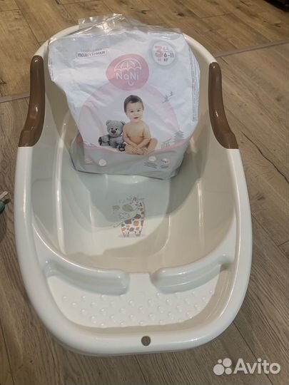 Ванночка для купания с горкой