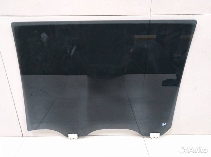 Стекло двери задней правой Infiniti QX56/QX80 Z62