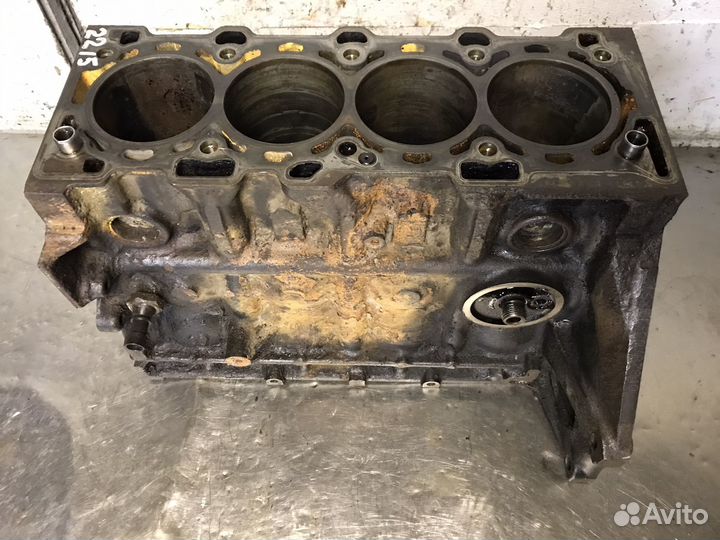 Блок цилиндров Z16XE1 Opel Astra H Zafira B 1.6