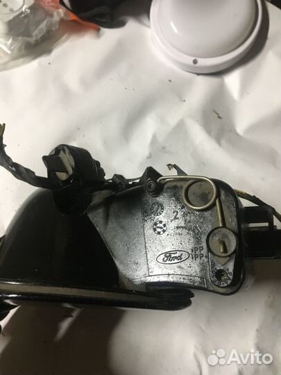 Лючок бензобака ford focus 2