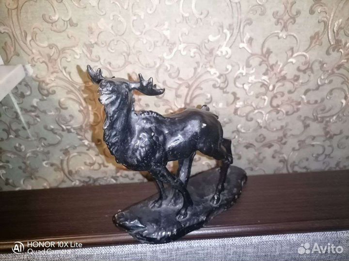 Лось чугунный статуэтка