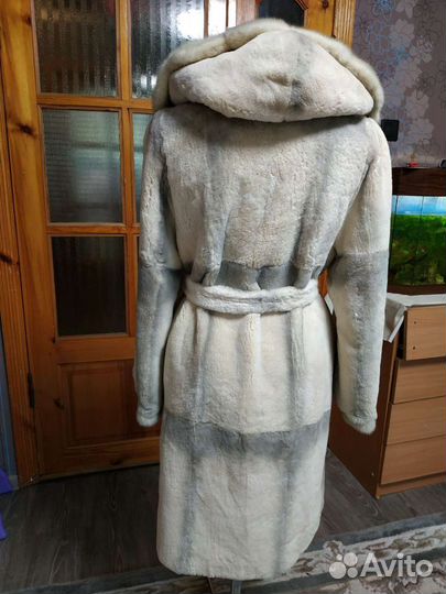 1Шубка из бобрика