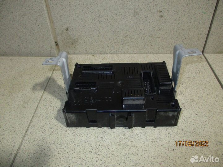 Блок электронный Nissan Tiida (C11)