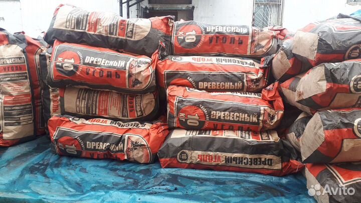 Уголь древесный в мешках 10кг