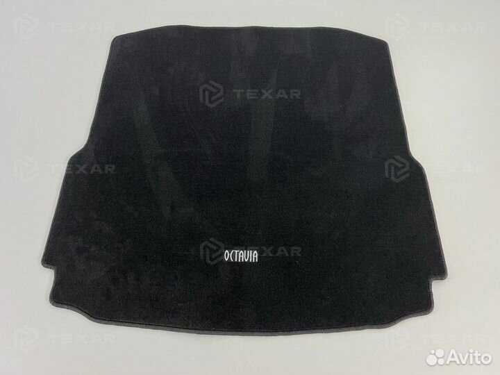 Коврик в багажник на Skoda Octavia III