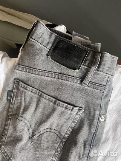 Коробка с одеждой S-XS