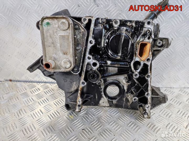 Крышка двигателя передняя Mercedes Vito 6110150902