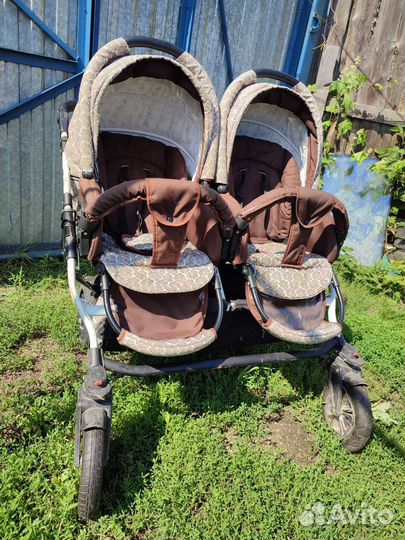 Коляска для двойни / погодок
