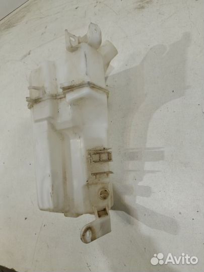 Бачок омывателя Nissan X-Trail T32 2016