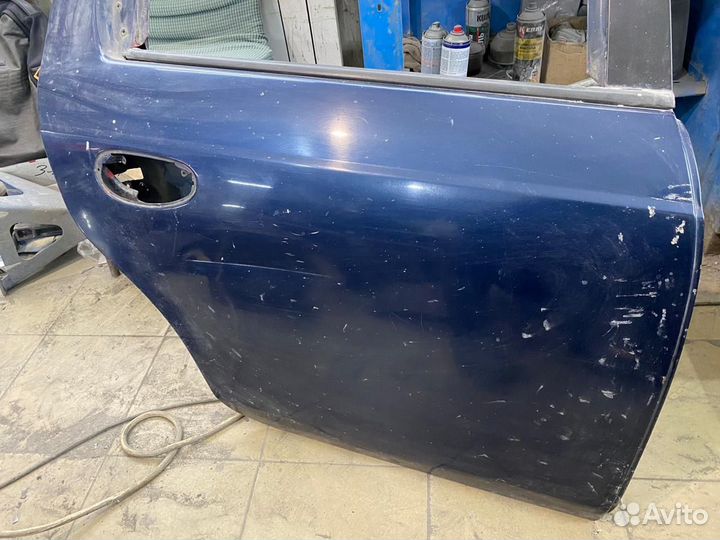 Дверь задняя правая Додж Неон 2